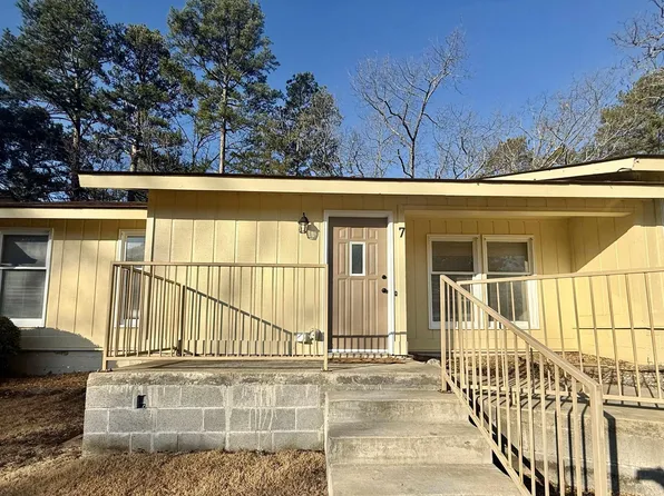 7 Perralena Ln, Hot Springs, AR 71909