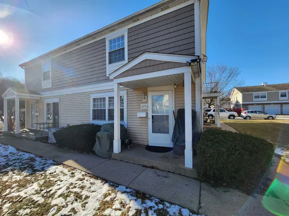 677 Cleo Ct, Wheeling, IL 60090