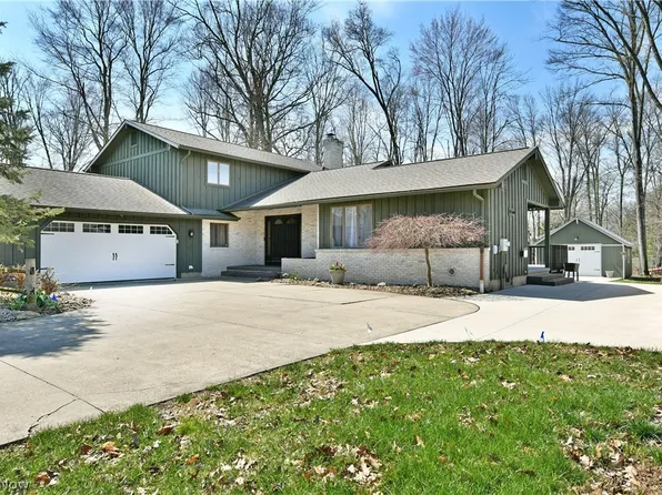 525 Sycamore Trl, Cortland, OH 44410