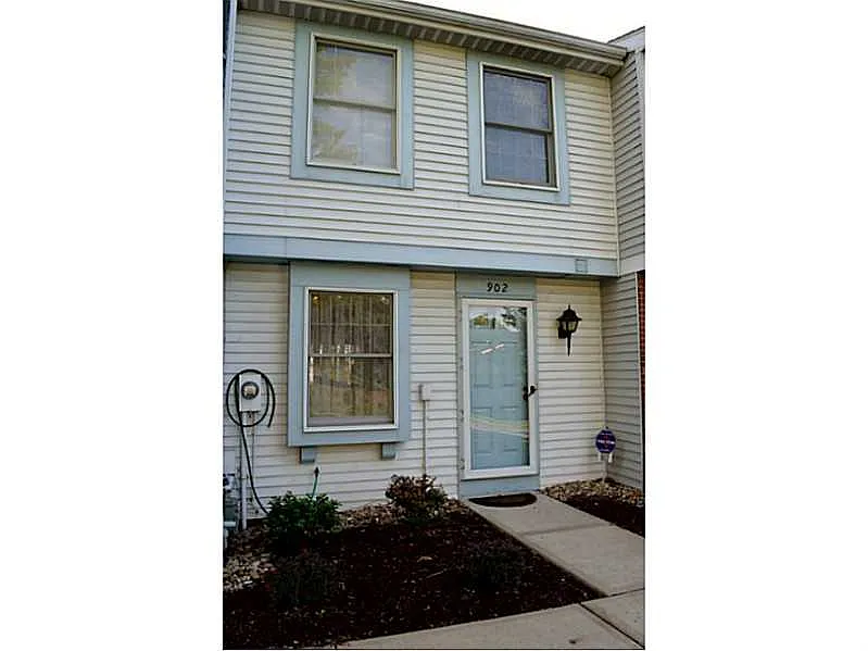 902 Bonnie Brae Dr photo 1