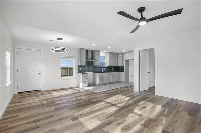 3801 Cumberland Ave — Photo 3