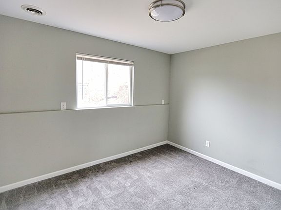 5th image of 865 Grand Ave NE APT C
