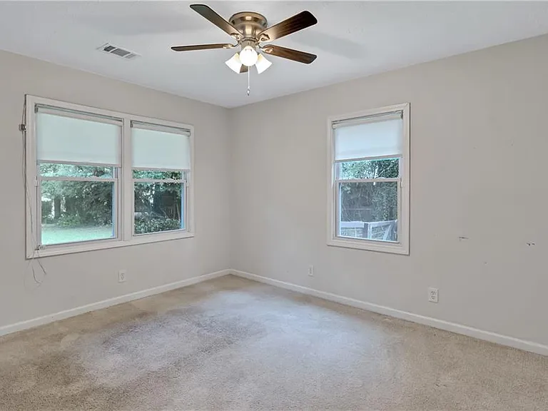5772 Lilburn Stone Mountain Rd — Photo 25