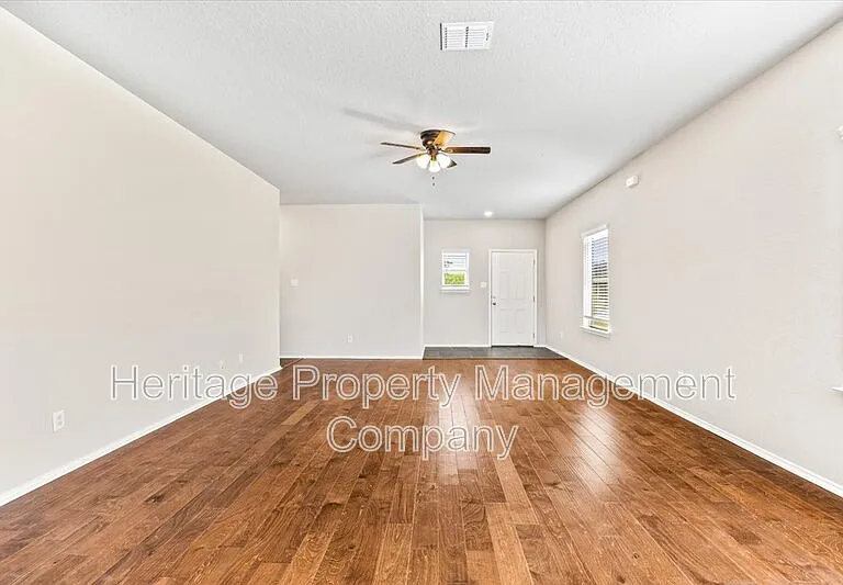 1053 Fisher Way — Photo 8
