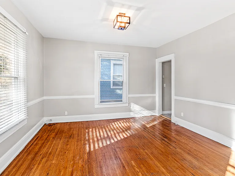 219 S Birchwood Ave #3 — Photo 5