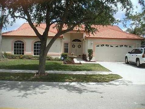 4th image of 2357 NW 101st Way