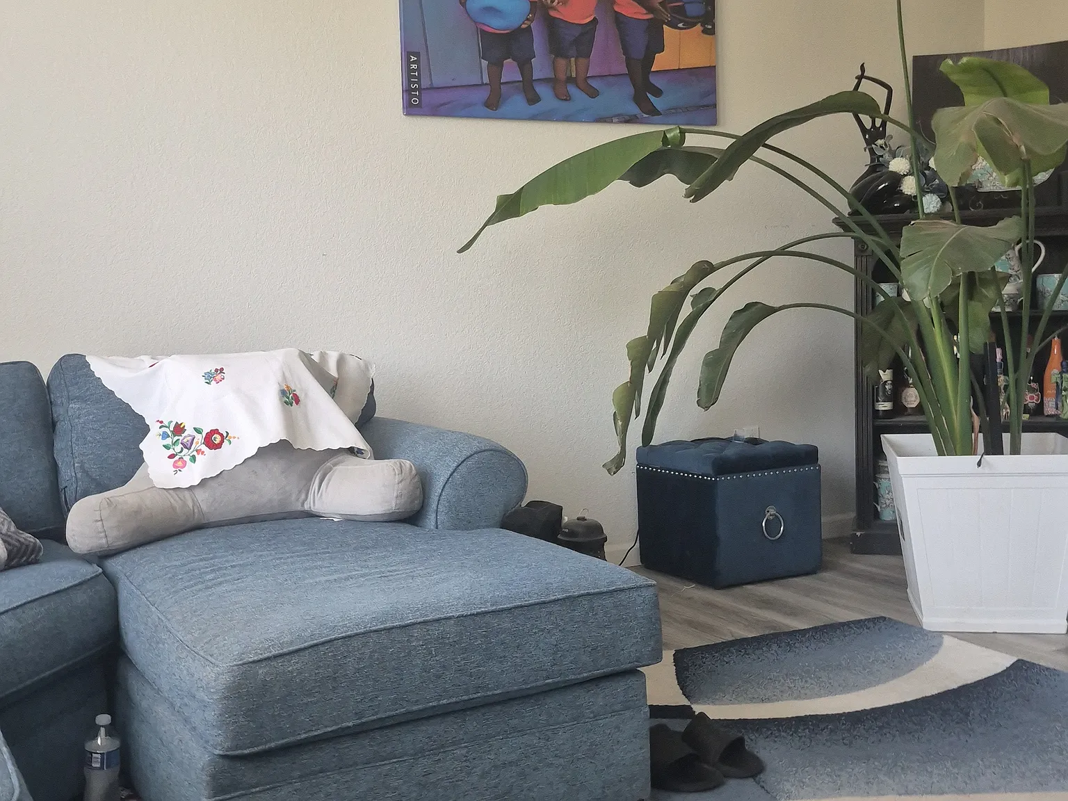 4 bed, 2456 sqft, $900 — Photo 3