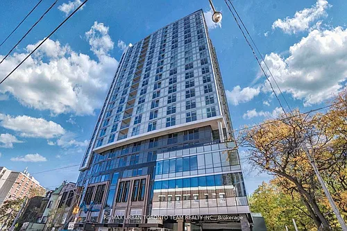 219 Dundas St E Photo 1