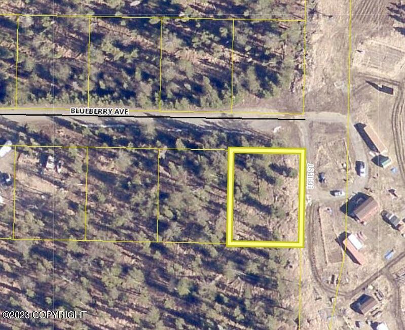 2nd image of 52495 Blueberry Ave