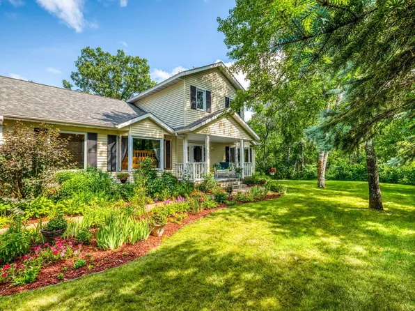 8022 White Oak St NE, Bemidji, MN 56601