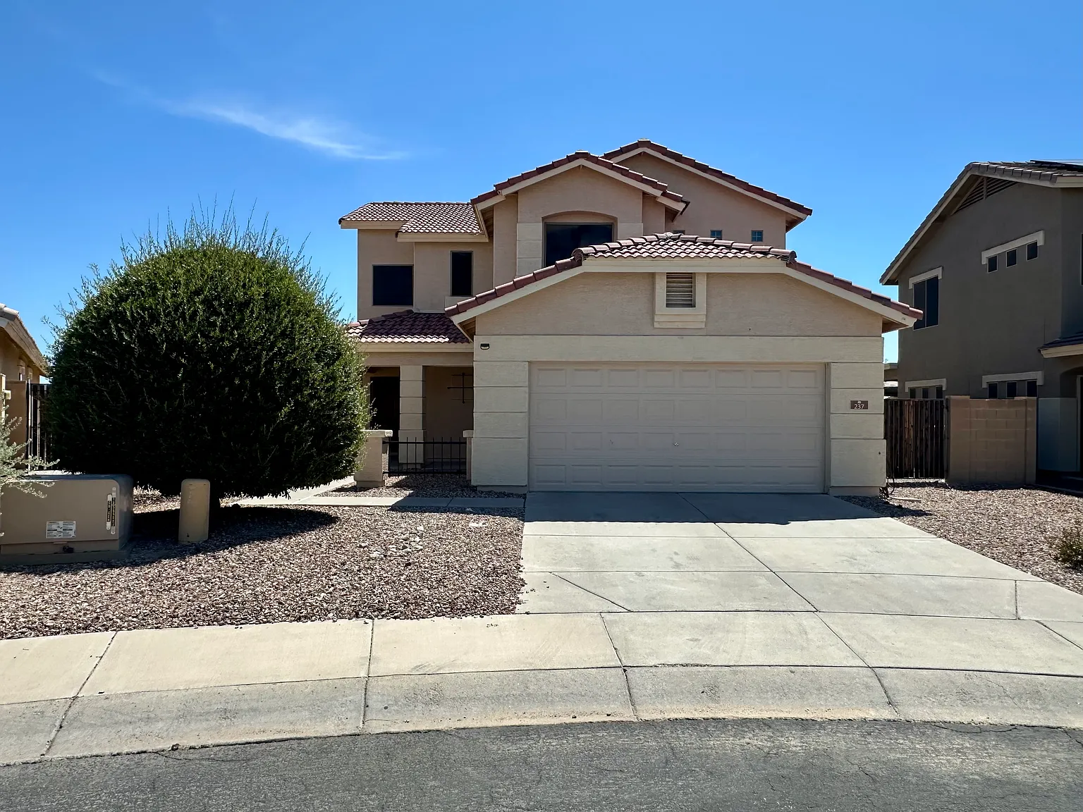 4 bed, 2250 sqft, $1,970 — Photo 1