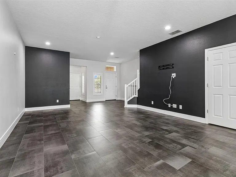 9210 Fox Sparrow Rd — Photo 11