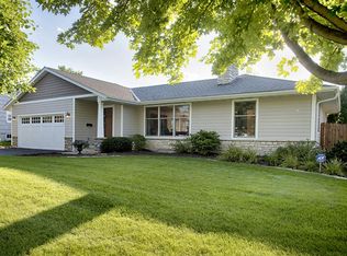 5916 Grimes Ave, Edina, MN 55424