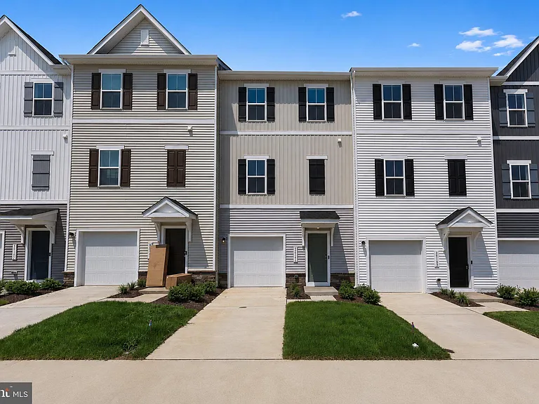 36161 Wilderness Shores Way — Photo 1
