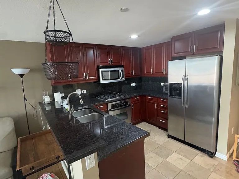 875 G St — Photo 7