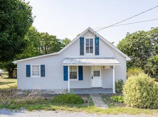 16894 E Summit Ave, Elkton, VA 22827