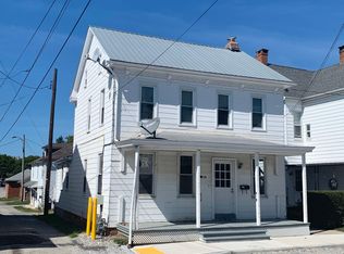 33 W Middle St APT 2, Hanover, PA 17331