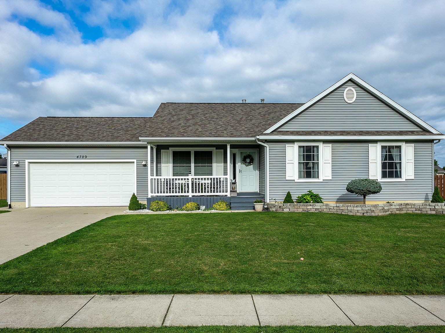4789 Pine Hill Dr, Potterville, MI 48876 Zillow