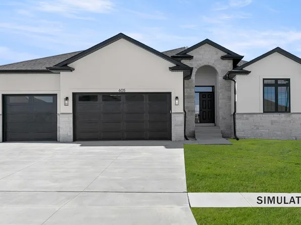 605 N 108th St, Lincoln, NE 68527