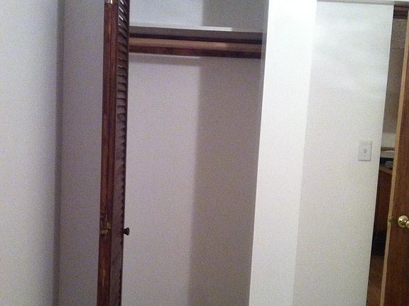 5th image of 1010 1st Ave N #2