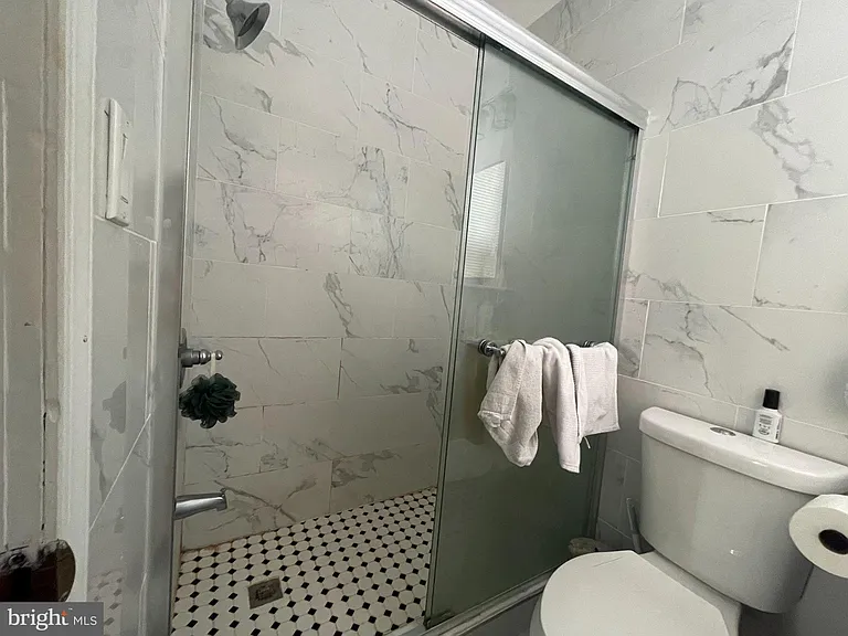 150 N 21st St #3 — Photo 10