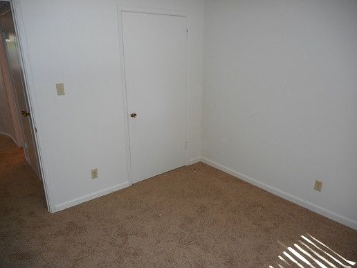 5th image of 4622 Ashdale Ct APT 2
