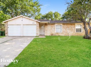 1715 Glenview Ln, Arlington, TX 76014