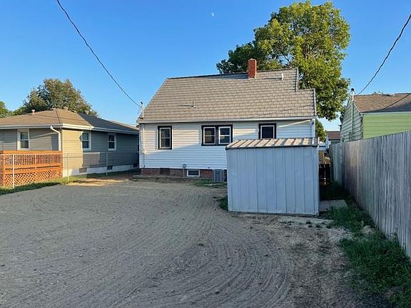 4th image of 3524 6th Ave