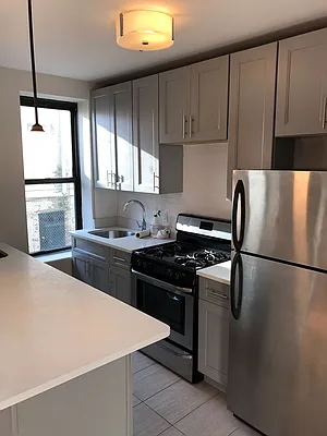 Rented by Mdays Realty | media 4