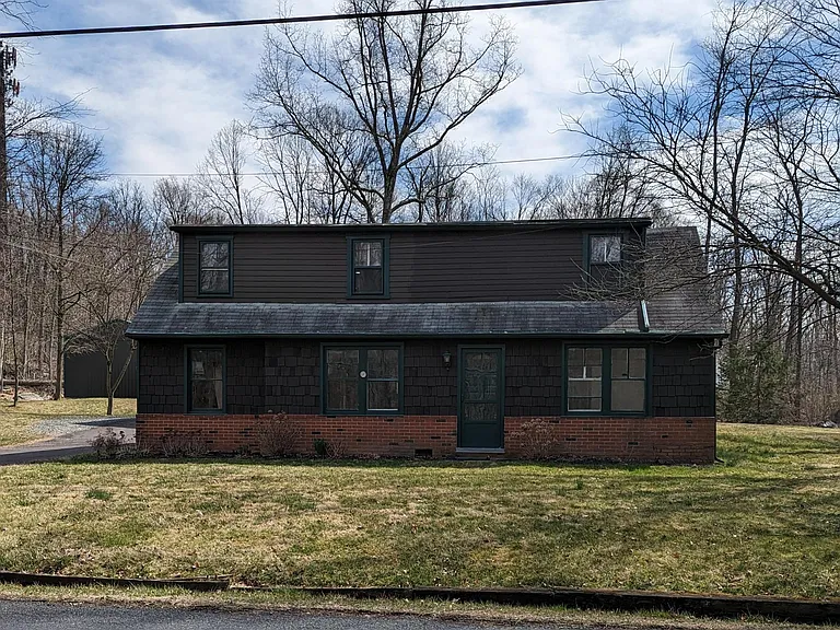 107 E Rockhill Rd — Photo 1