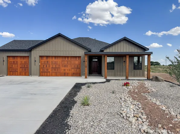 1710 Coyote Trail Rd, Artesia, NM 88210
