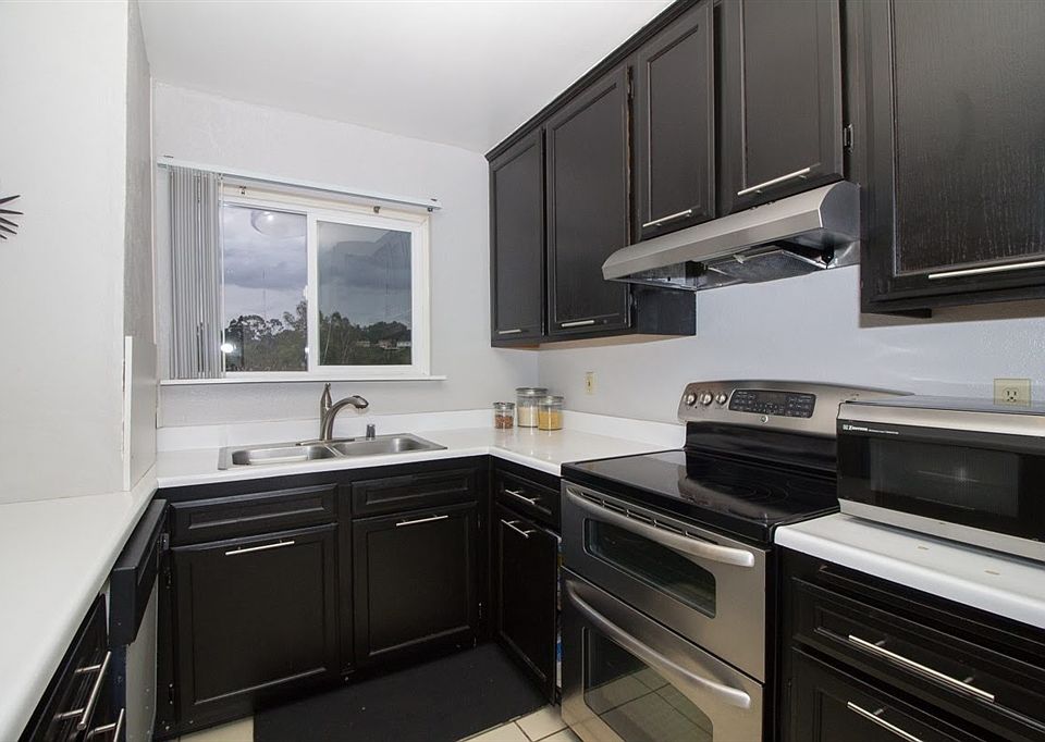 1st image of 1653 Pentecost Way Unit 9