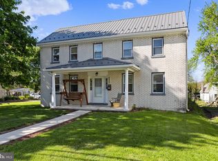 229 W Main St, Fayetteville, PA