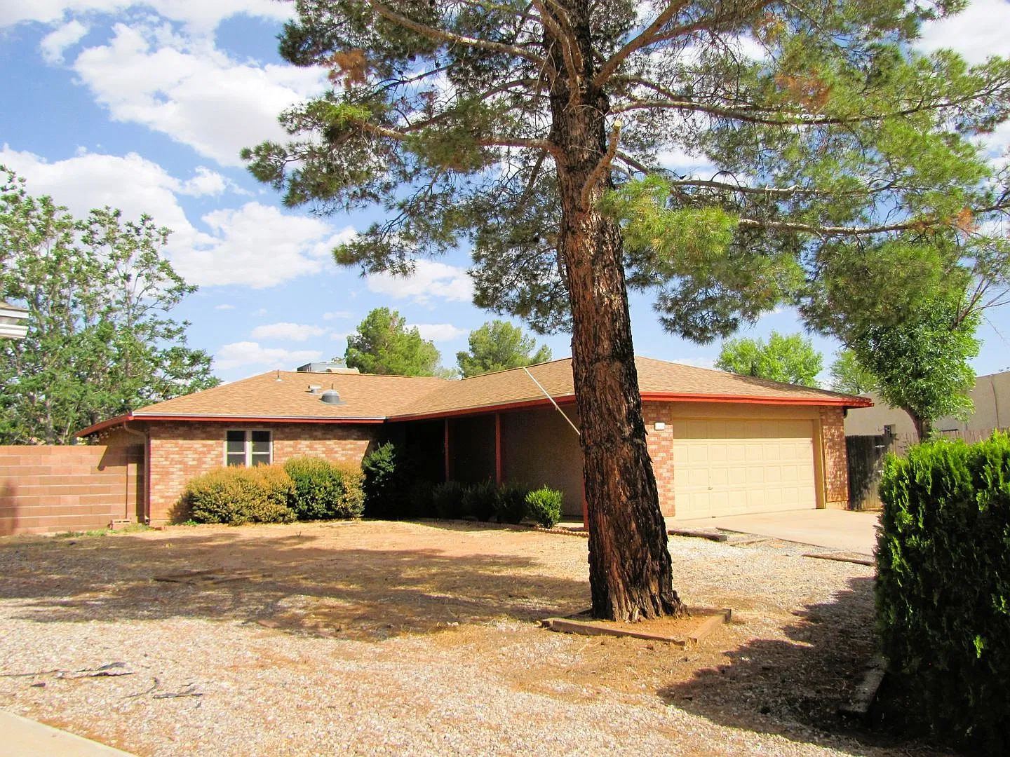 3BR/2BA./2CG, 1480 sq.ft. rental in Sierra Vista, AZ — Photo 3