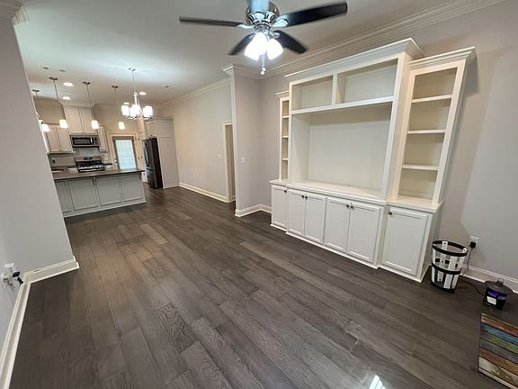 3rd image of 13115 Cedar Pointe Dr