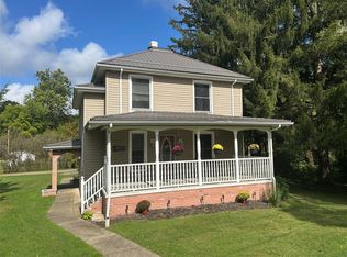 410 Center St, Conneautville, PA 16406