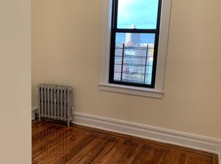 876 Kinsella St APT 4, Bronx, NY 10462