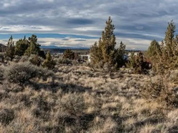 362 SE Wildflower Dr, Madras, OR 97741