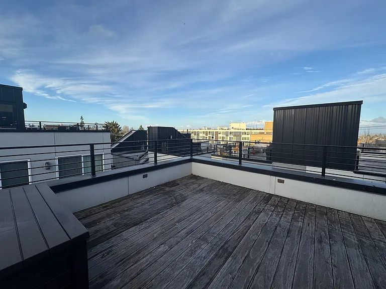 1711A 20th Ave — Photo 13