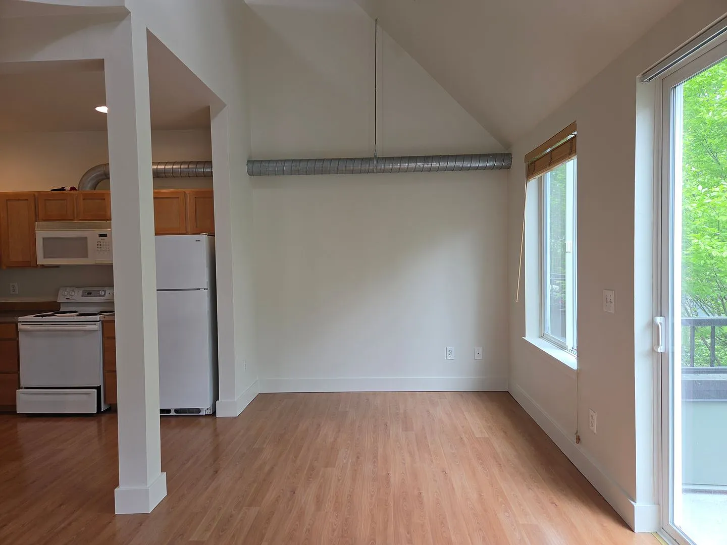 Wallingford Court 4038 — Photo 4