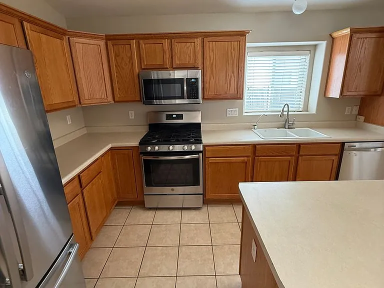 2526 Tuscan Hills Ln — Photo 14