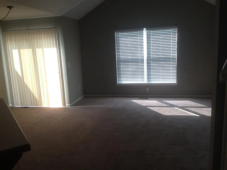 15625 Cedar St #15625 — Photo 6