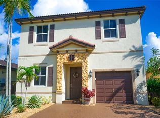 2441 NE 4th St, Homestead, FL 33033