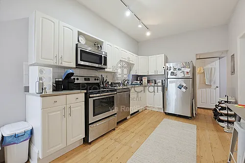 16 Union Park St Photo 1