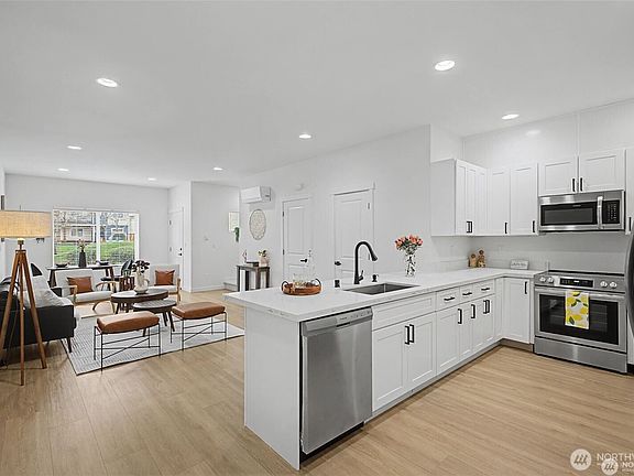 3rd image of 4755 Court R