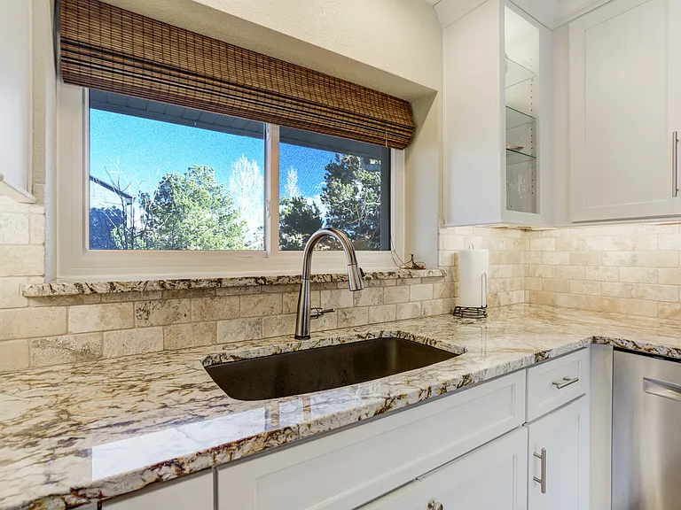 Churchwood Cir — Photo 22