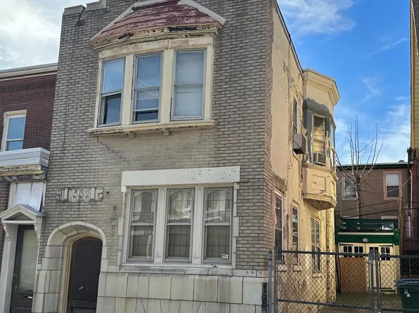 1532 Overington St, Philadelphia, PA 19124