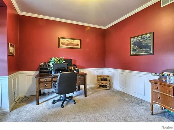 3rd image of 61471 Brookway Dr