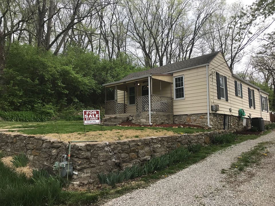 1st image of 3017 S 37th St