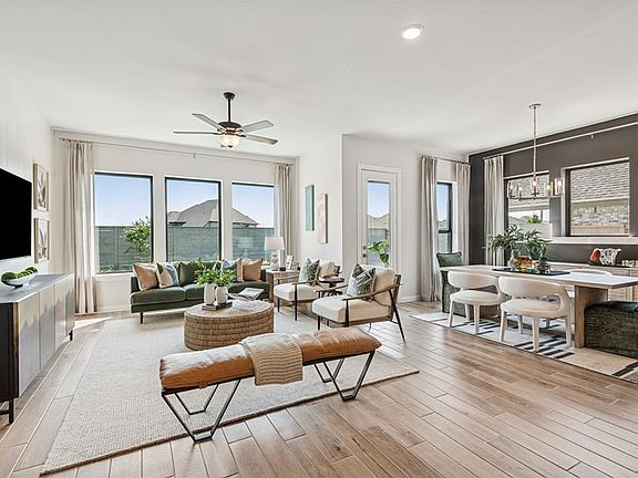 The Aspen - Family Room